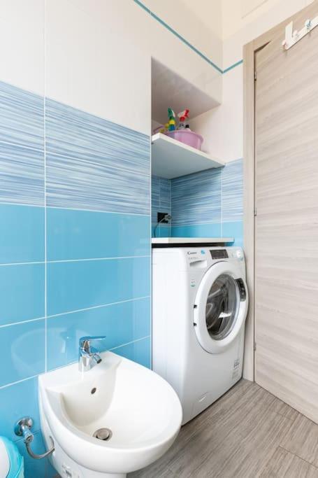 Como 100Mq 5 Mins To Center + Free Park And View Exterior foto