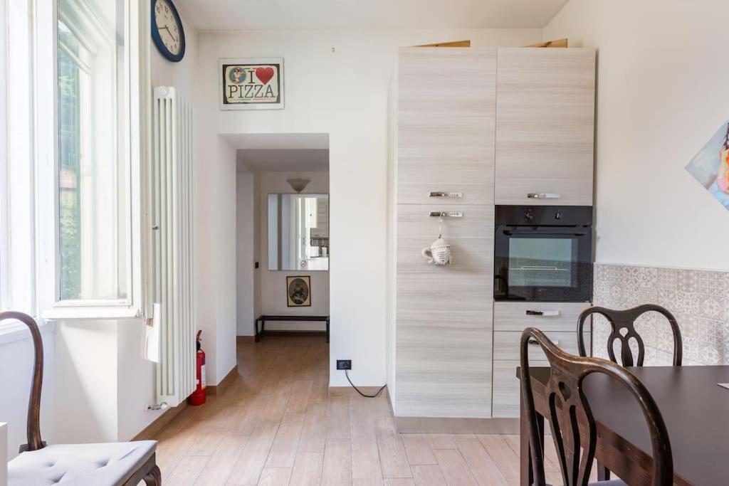 Como 100Mq 5 Mins To Center + Free Park And View Exterior foto